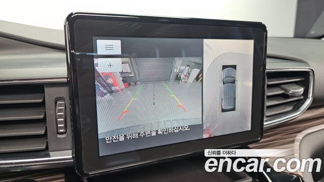 Ford Explorer 2021 — photo 15