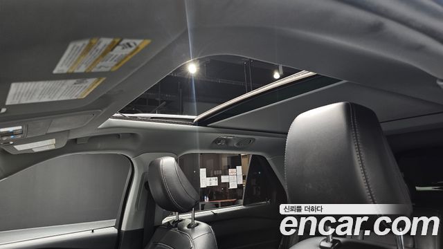 Ford Explorer 2021 — photo 19