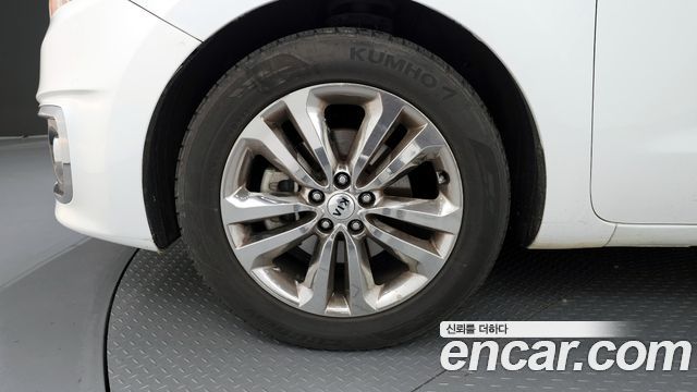 Kia Canival 2018 — photo 5