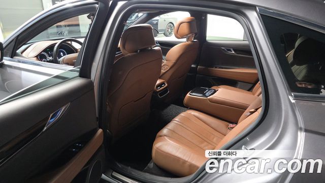 Genesis G80 2023 — photo 11