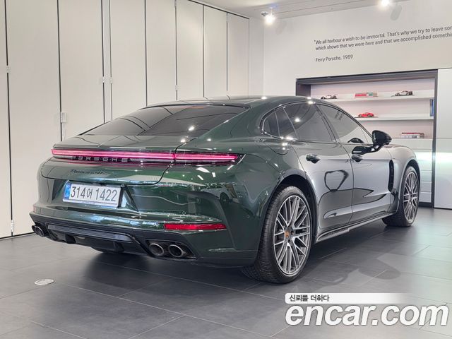 Porsche Panamera 2025 — photo 2