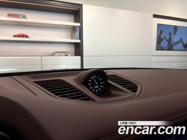 Porsche Panamera 2025 — photo 18