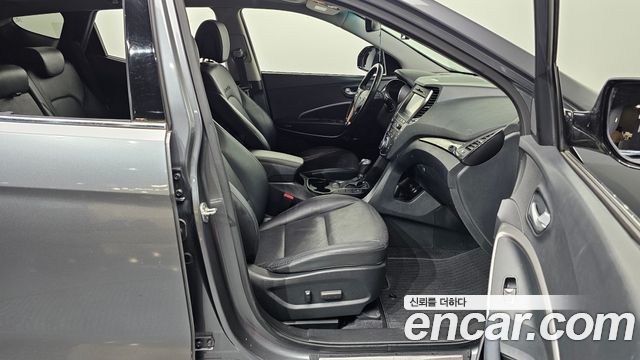 Hyundai Santafe 2015 — photo 11