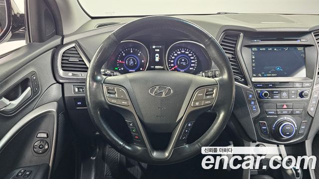 Hyundai Santafe 2015 — photo 13