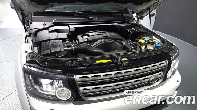 Land Rover Discovery 2016 — photo 6