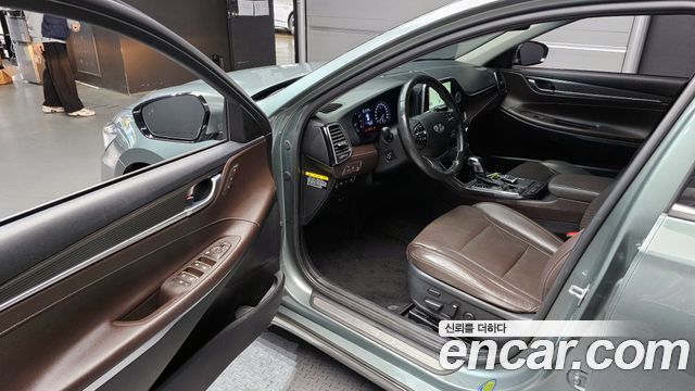 Hyundai Grandeur 2018 — photo 10