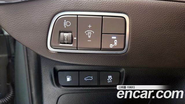 Hyundai Grandeur 2018 — photo 19