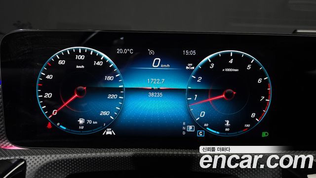 Mercedes-Benz A-Class 2023 — photo 8