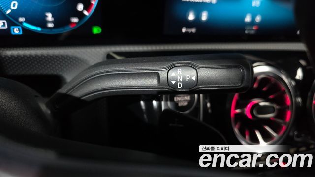 Mercedes-Benz A-Class 2023 — photo 9