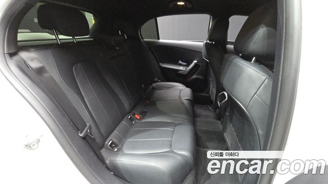 Mercedes-Benz A-Class 2023 — photo 12