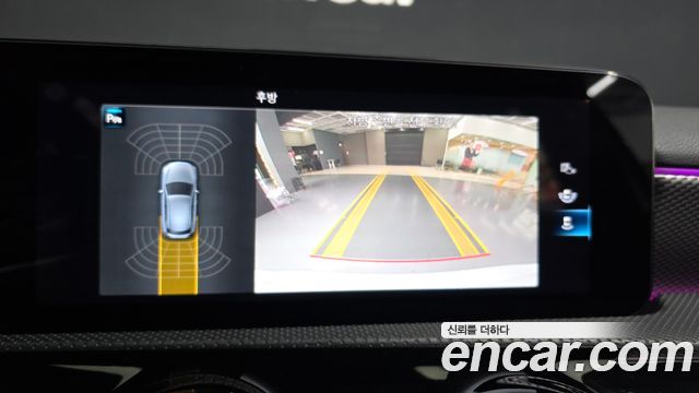 Mercedes-Benz A-Class 2023 — photo 15