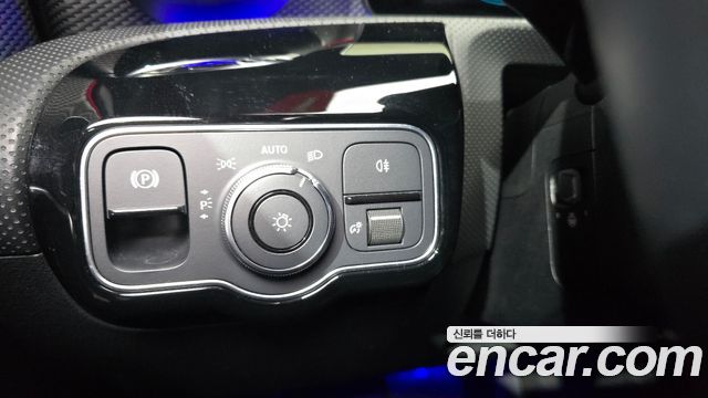 Mercedes-Benz A-Class 2023 — photo 16