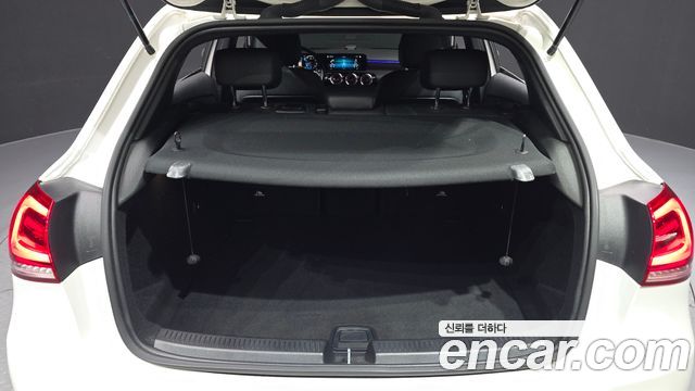 Mercedes-Benz A-Class 2023 — photo 20