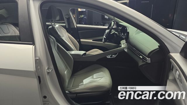 Hyundai AVANTE 2021 — photo 11