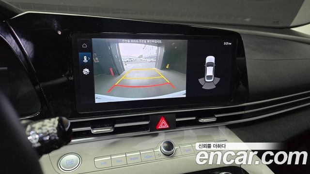 Hyundai AVANTE 2021 — photo 16