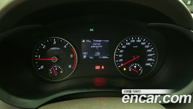 Kia Stinger 2019 — photo 8