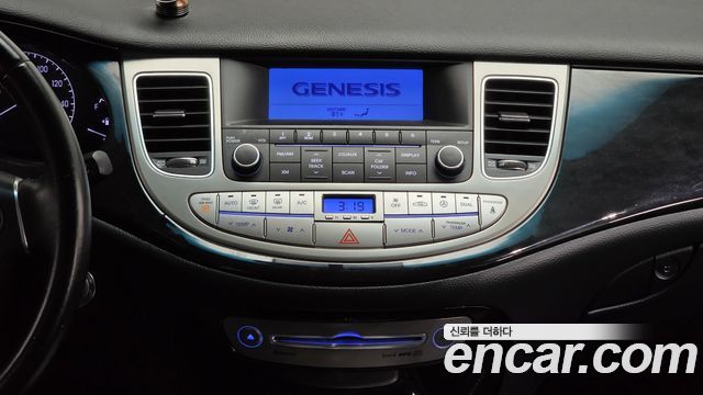 Hyundai Genesis 2012 — photo 14