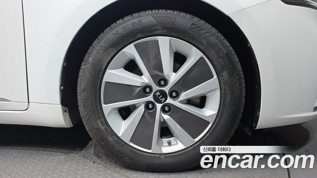 Kia K7 2017 — photo 5