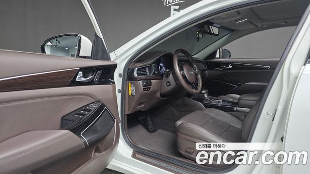 Kia K7 2017 — photo 13