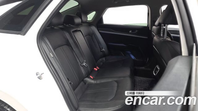 Kia K5 2020 — photo 12