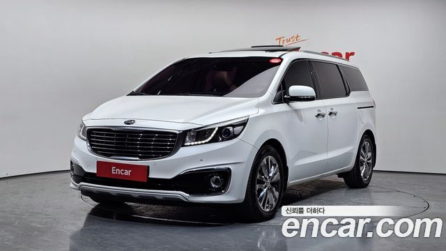 Kia Canival 2016 — photo 1