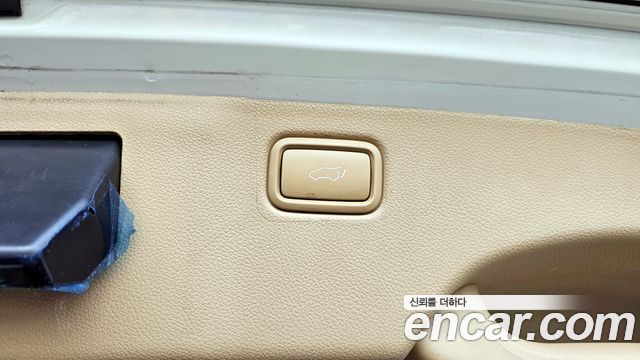 Kia Canival 2016 — photo 20