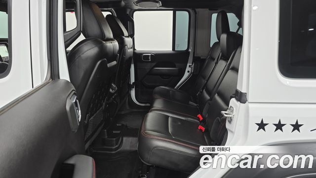 Jeep Wrangler 2019 — photo 13