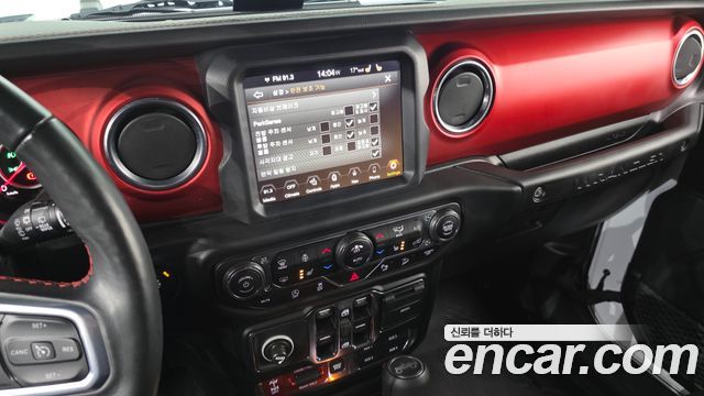 Jeep Wrangler 2019 — photo 15