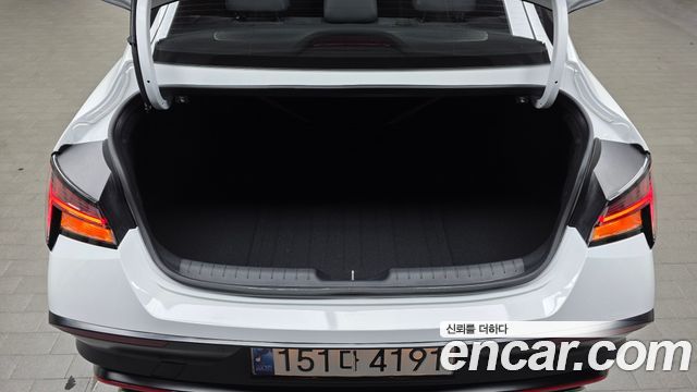 Hyundai AVANTE 2025 — photo 20