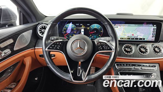 Mercedes-Benz CLS-Class 2022 — photo 13