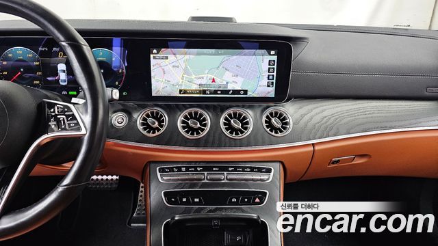 Mercedes-Benz CLS-Class 2022 — photo 14