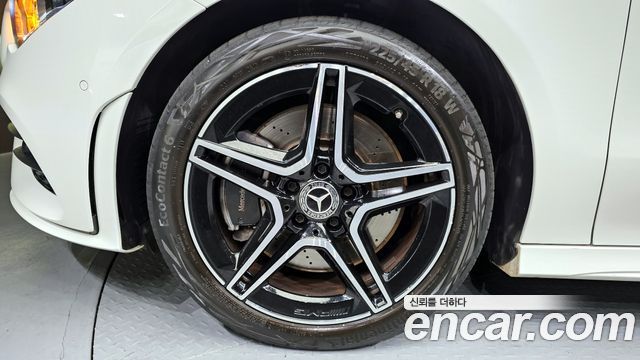 Mercedes-Benz CLA-Class 2020 — photo 5