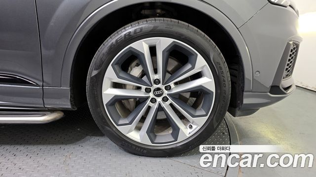 Audi Q7 2022 — photo 5