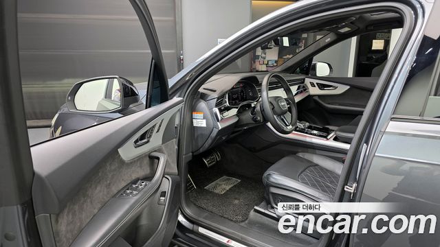 Audi Q7 2022 — photo 10