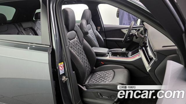 Audi Q7 2022 — photo 12