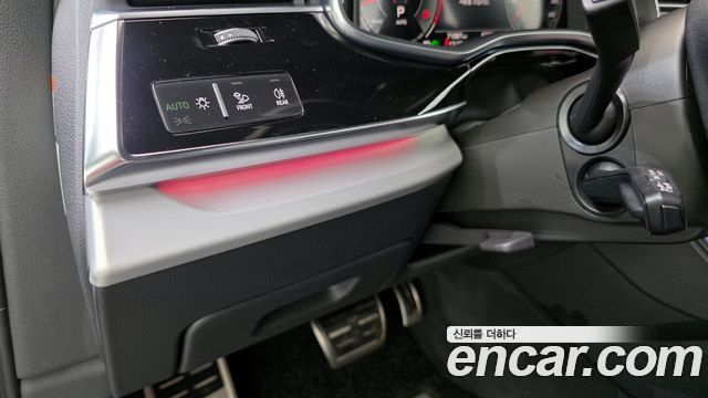 Audi Q7 2022 — photo 14
