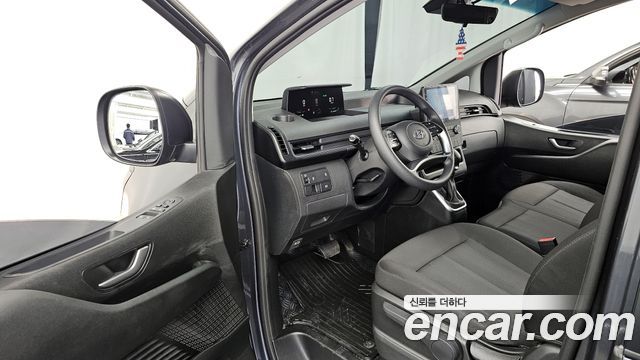 Hyundai Staria 2024 — photo 10