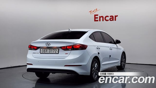 Hyundai AVANTE 2017 — photo 2