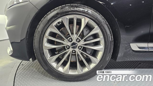Kia K9 2023 — photo 5