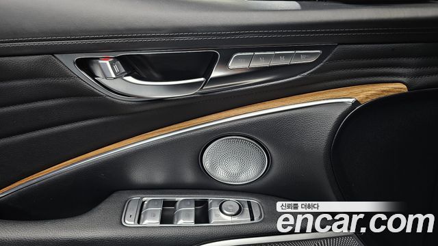 Kia K9 2023 — photo 12