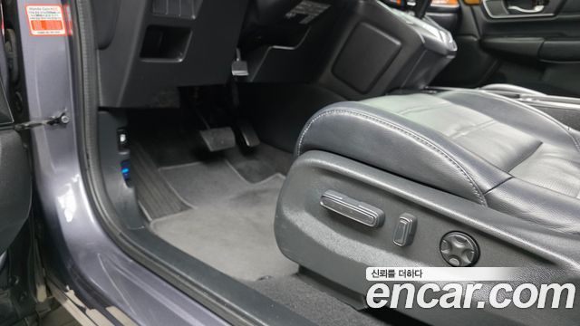 Honda CR-V 2017 — photo 17