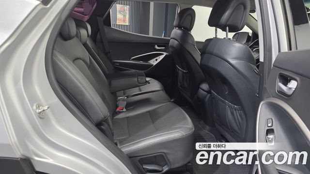 Hyundai Santafe 2018 — photo 12