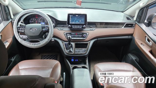 Hyundai Starex 2019 — photo 7