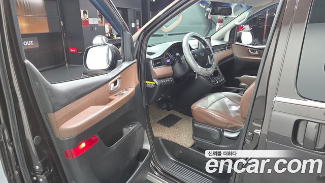 Hyundai Starex 2019 — photo 11