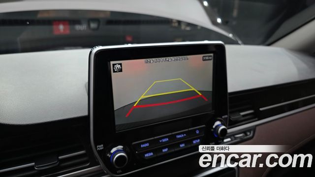 Hyundai Starex 2019 — photo 15