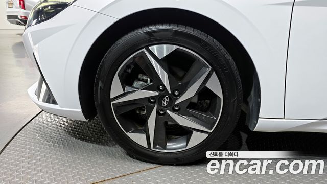 Hyundai AVANTE 2021 — photo 5
