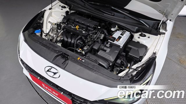 Hyundai AVANTE 2021 — photo 6