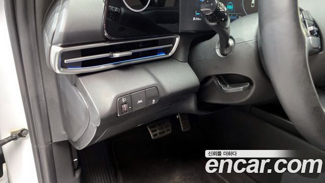 Hyundai AVANTE 2021 — photo 15