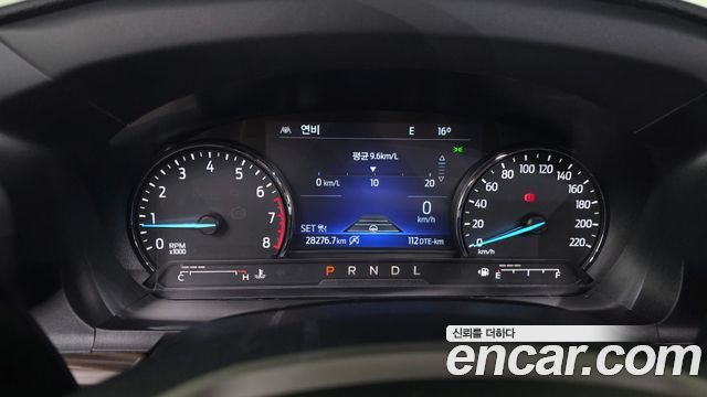 Ford Explorer 2021 — photo 8