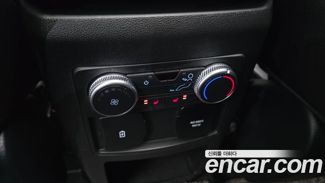 Ford Explorer 2021 — photo 17